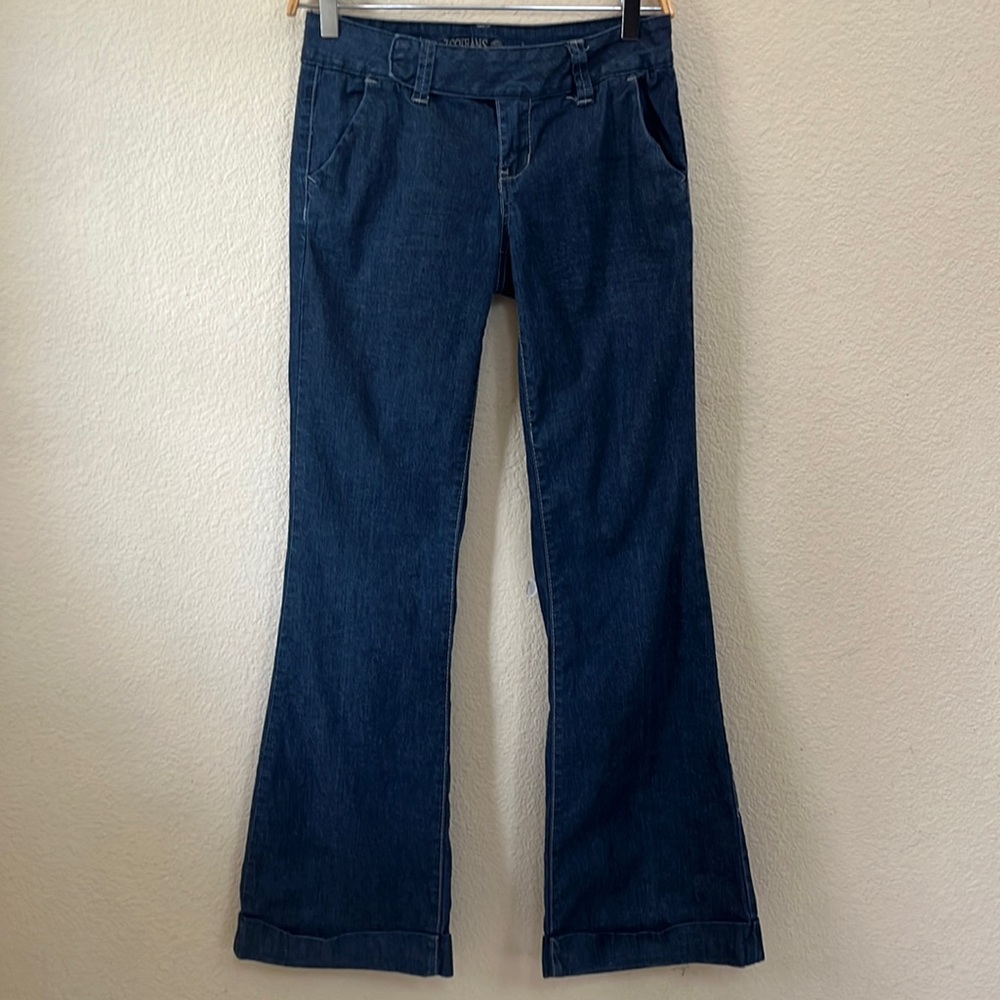 ZCO women low rise flare jeans, size 7